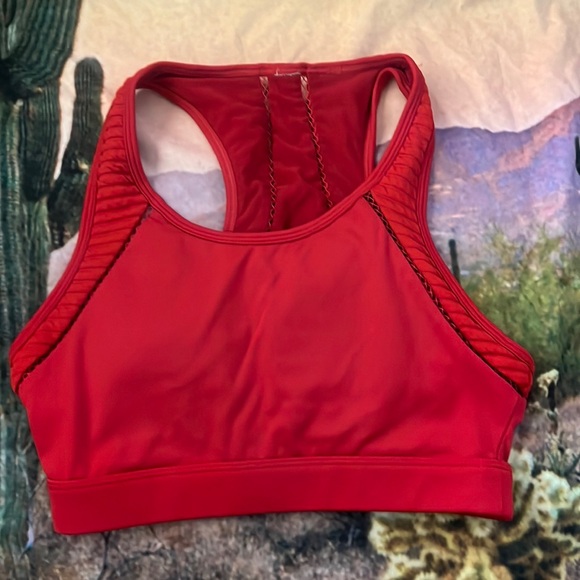Fabletics Red Sports Bra 🌵 - Picture 1 of 7